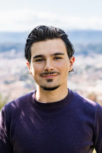 Portrait de Franck Martinez, photographe professionnel à Fréjus spécialisé en portrait et photographie sportive